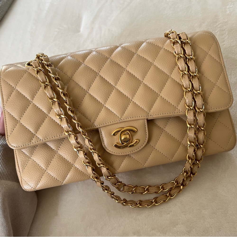 ❌SOLD❌Chanel médium caviar Classic double flap